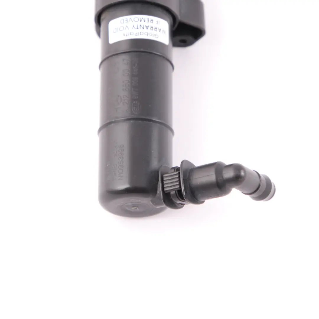 Ugello Lavafari Getto Lavafari Destro per Mercedes W212 con numero di parte A2128600047 Mercedes W212 Ugello Lavafari Getto Lavafari Destro - SKU A2128600047 - Numero di parte A2128600047