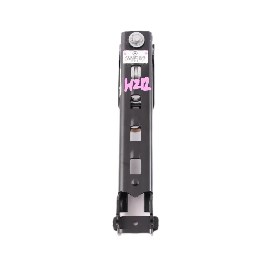  Regolatore Cintura Mercedes W212 Regolazione Altezza Sinistra Destra - SKU A2128600088 - Numero di parte A2128600088