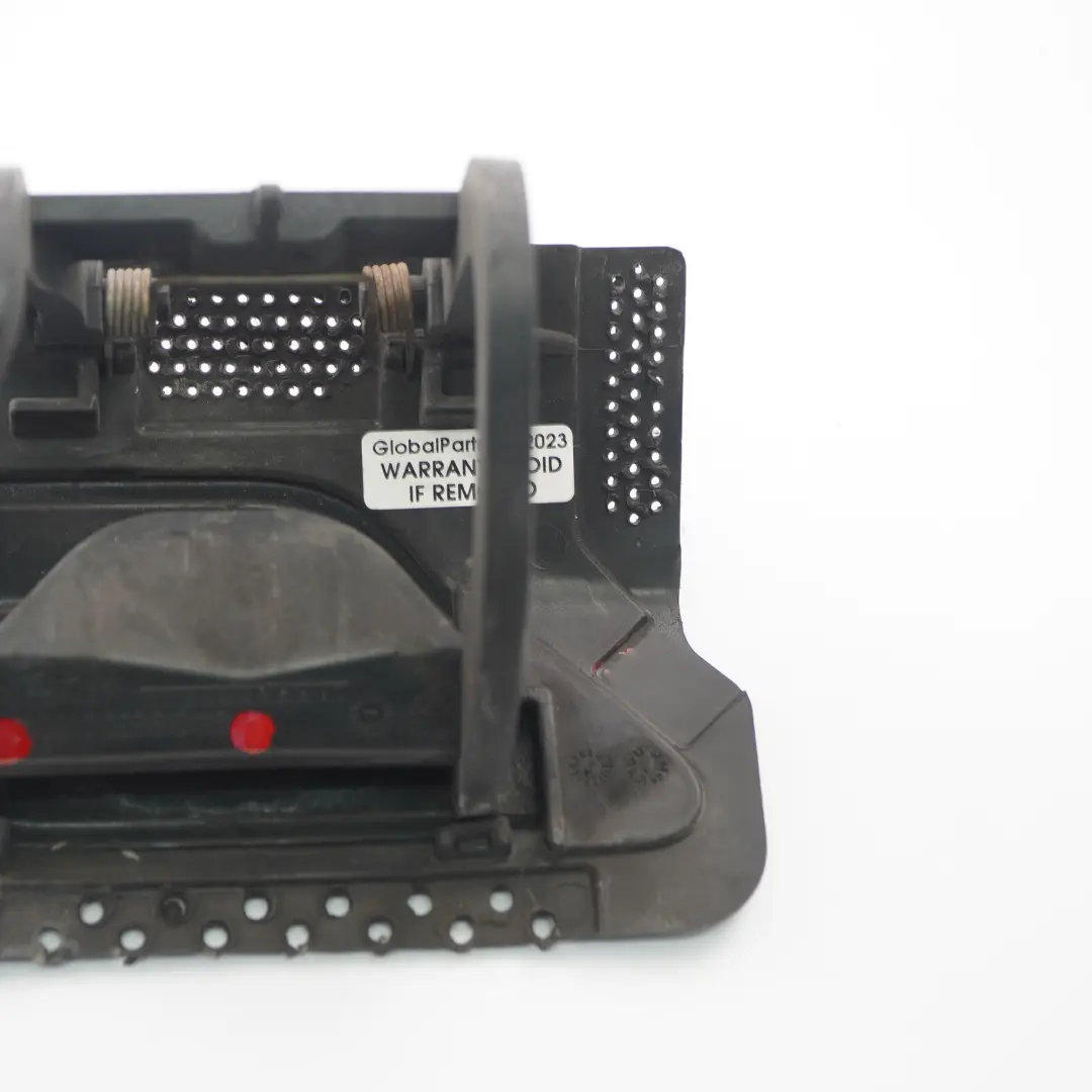 Mercedes W212 Parachoques Delantero Tapa Lavafaros Izquierda Negro - SKU A2128600108 - Número de pieza A2128600108
