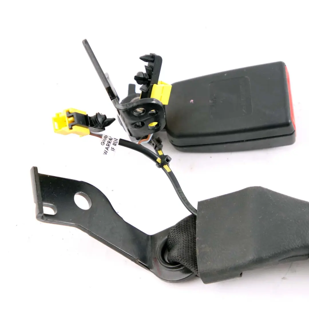  Boucle de Siege Mercedes W212 Tendeur Ceinture Arriere Centre Droit - SKU A2128600469 - Numéro de pièce A2128600469