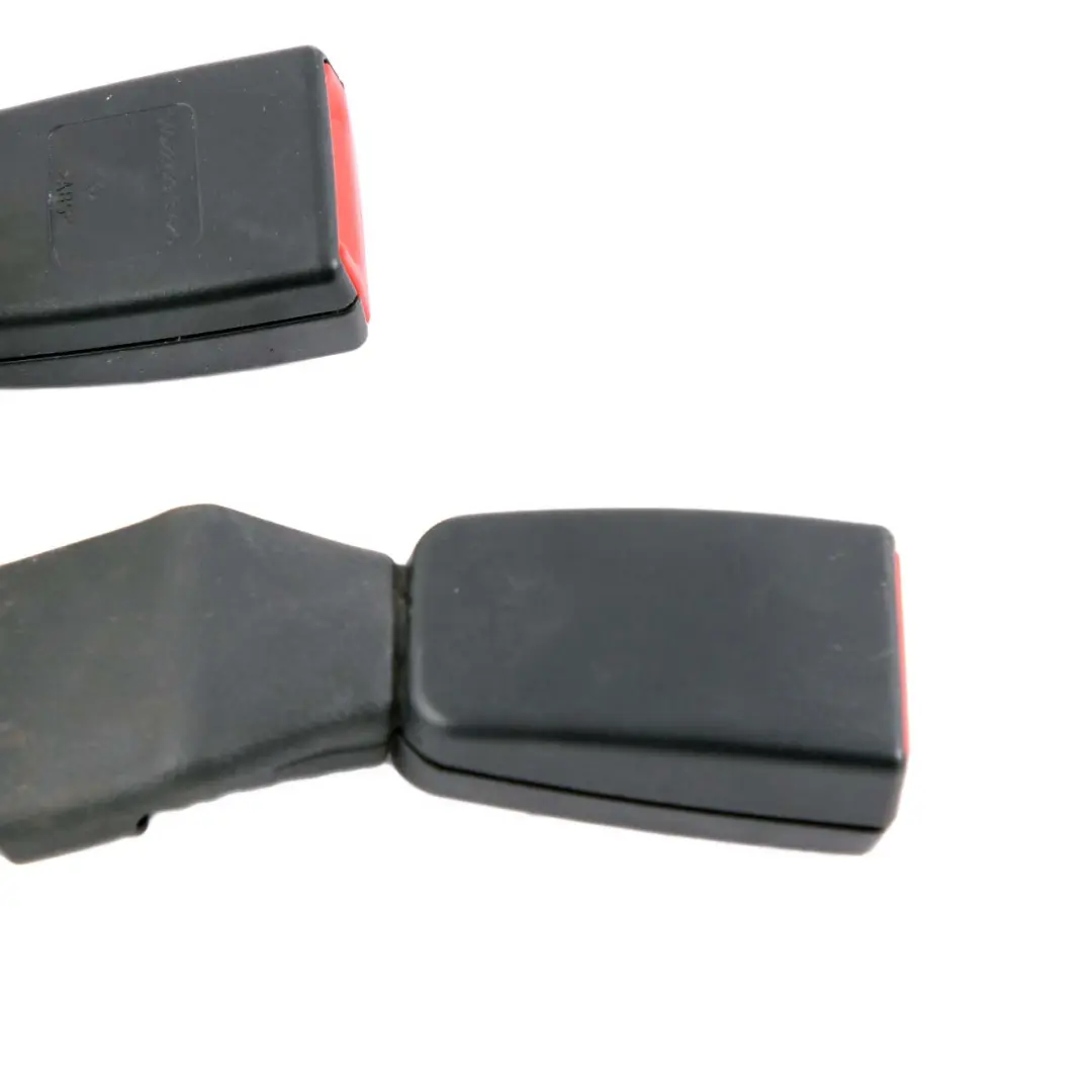  Boucle de Siege Mercedes W212 Tendeur Ceinture Arriere Centre Droit - SKU A2128600469 - Numéro de pièce A2128600469