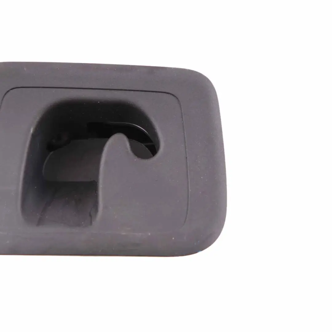 Mercedes W212 Parcela Estante Soporte Interior Gancho Trasero Negro - SKU A2128600731 - Número de pieza A2128600731