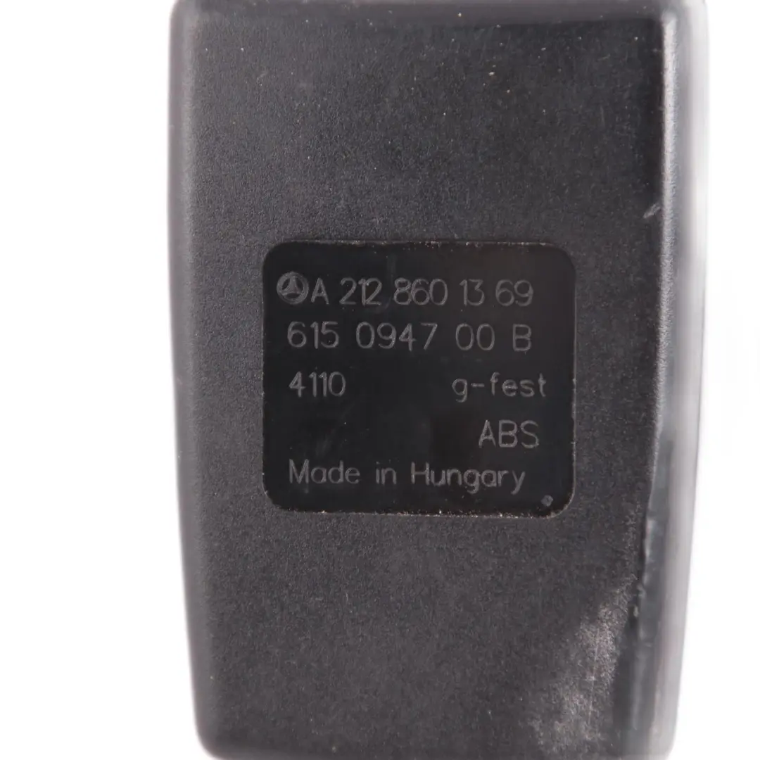 Cintura Inferiore Mercedes W212 Tensionatore Fibbia Anteriore Destra per con numero di parte A2128601369 Cintura Inferiore Mercedes W212 Tensionatore Fibbia Anteriore Destra - SKU A2128601369 - Numero di parte A2128601369