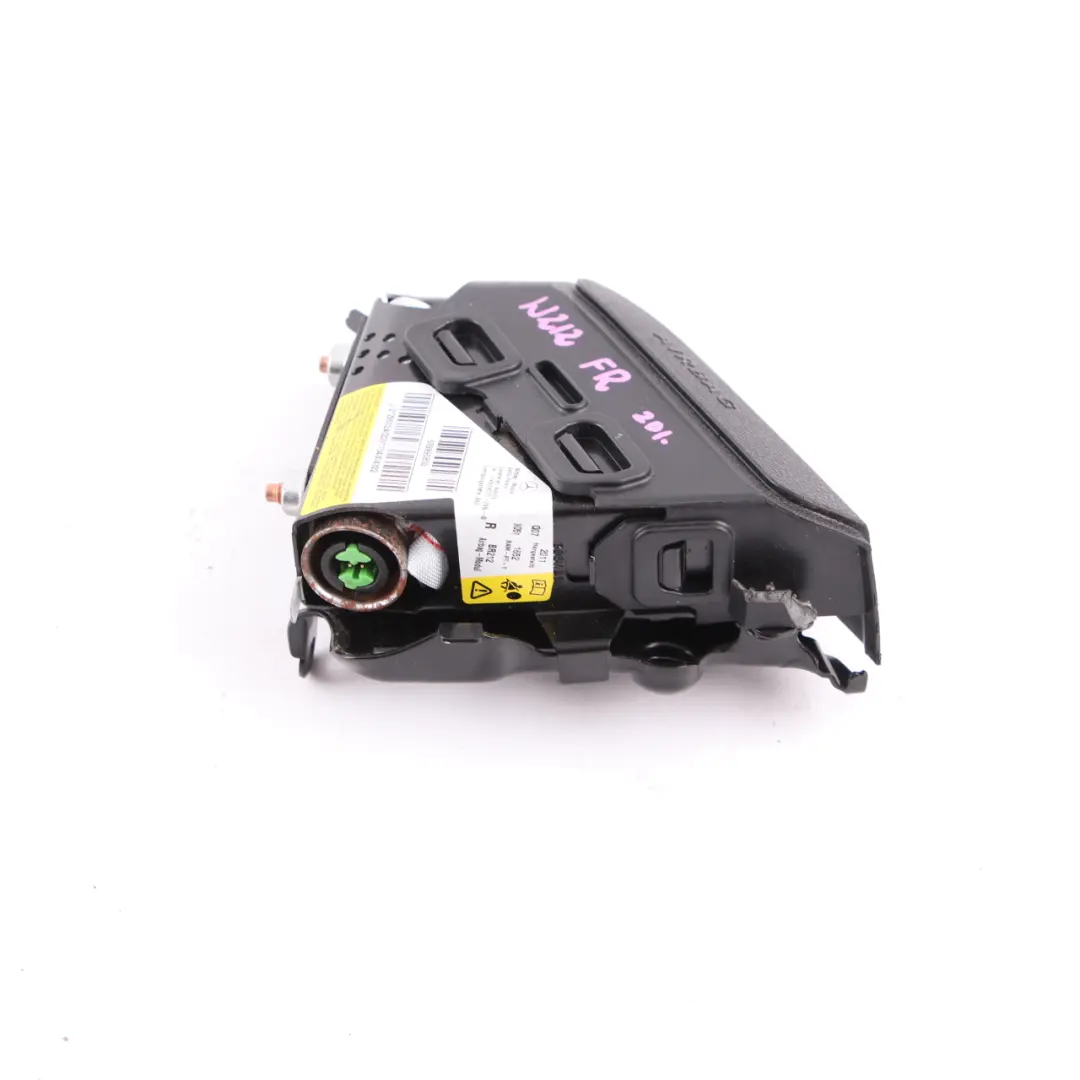 Airbag Sedile Anteriore Pelvi Air Bag Unità Sicurezza per Mercedes W212 con numero di parte A2128602402 Mercedes W212 Airbag Sedile Anteriore Pelvi Air Bag Unità Sicurezza - SKU A2128602402 - Numero di parte A2128602402