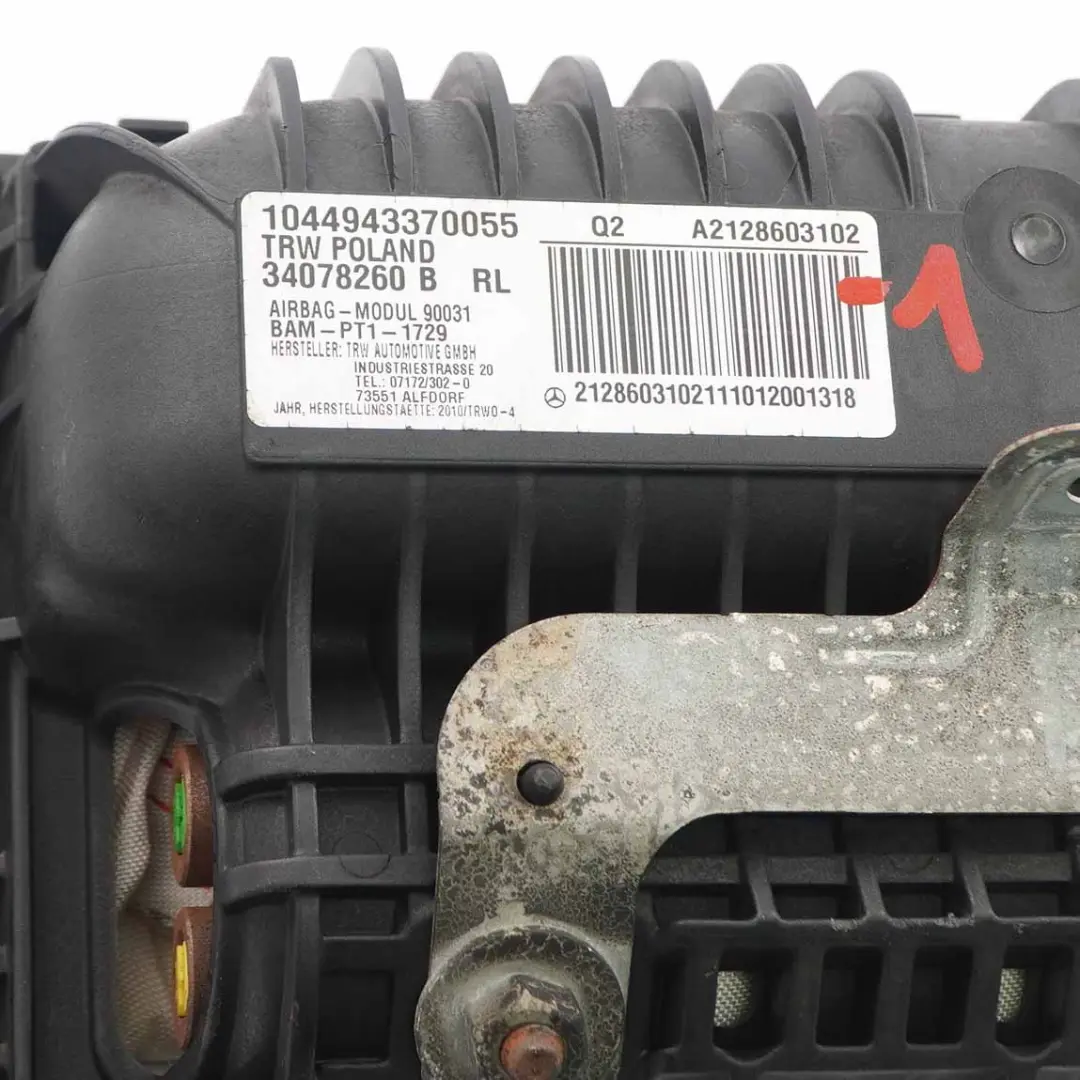 Airbag Cruscotto Mercedes W212 Lato Passeggero Unità Anteriore per con numero di parte A2128603102 Airbag Cruscotto Mercedes W212 Lato Passeggero Unità Anteriore - SKU A2128603102-1 - Numero di parte A2128603102