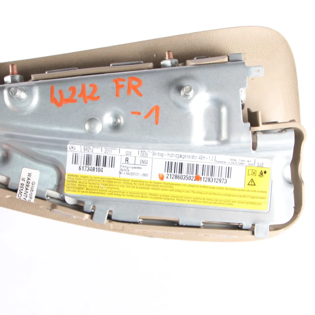 Siège avant droit Side Air Module Bag Beige pour Mercedes W212 à propos du numéro de pièce A2128603502 Mercedes W212 Siège avant droit Side Air Module Bag Beige - SKU A2128603502-1 - Numéro de pièce A2128603502