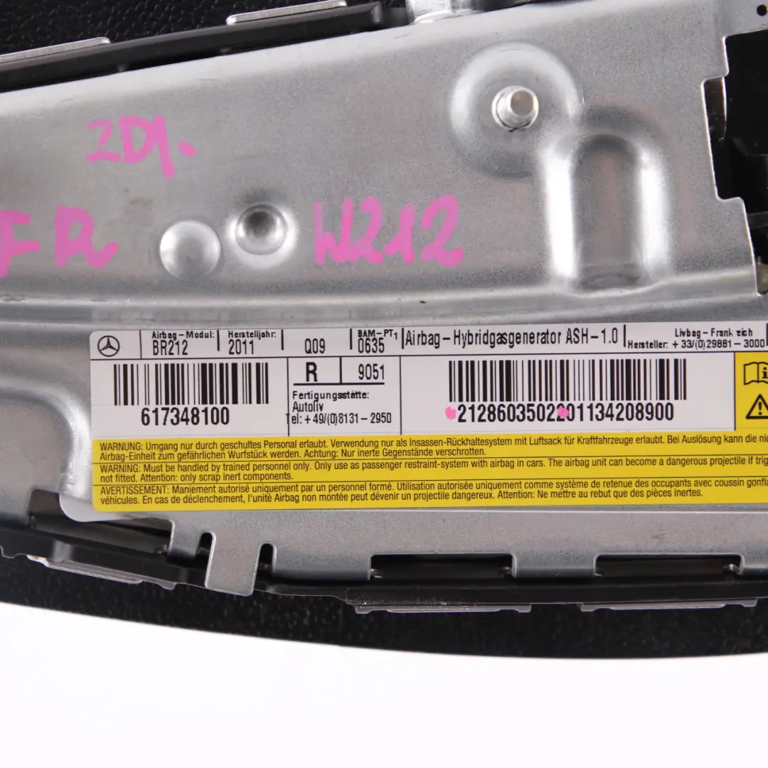 Mercedes W212 Siège Avant Droit O/S Side Air Module Bag Noir - SKU A2128603502 - Numéro de pièce A2128603502