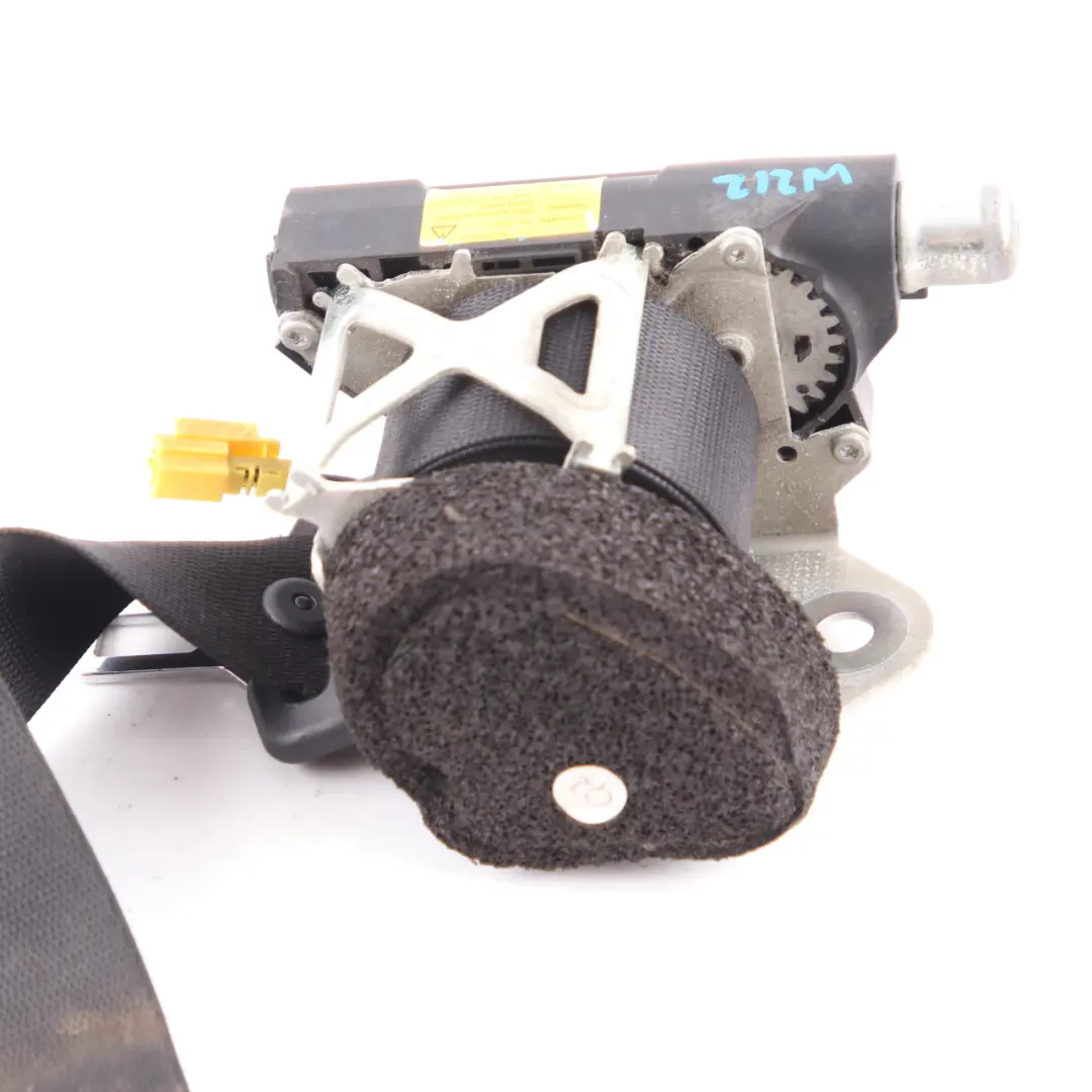 Ceinture sécurité arrière gauche Noir pour Mercedes W212 à propos du numéro de pièce A2128605385 Mercedes W212 Ceinture sécurité arrière gauche Noir - SKU A2128605385 - Numéro de pièce A2128605385