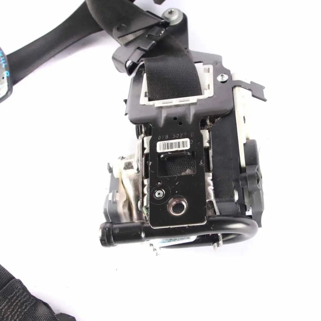 Ceinture de Sécurité Avant Droite Noir pour Mercedes W212 à propos du numéro de pièce A2128608685 Mercedes W212 Ceinture de Sécurité Avant Droite Noir - SKU A2128608685 - Numéro de pièce A2128608685