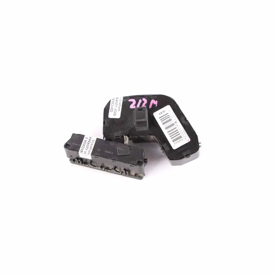 Mercedes W204 W212 W218 Interruptor Asiento Delantero Derecho - SKU A2128700558 - Número de pieza A2128700558