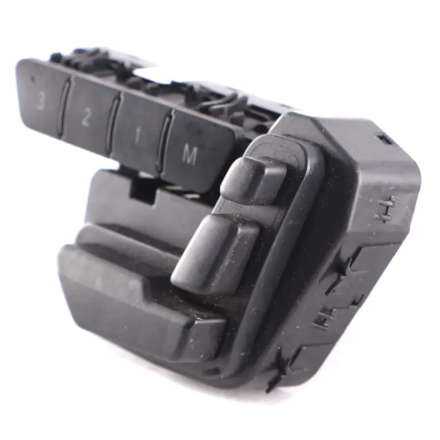 Interruttore sedile Mercedes C207 W212 memoria anteriore destra per con numero di parte A2128700710 Interruttore sedile Mercedes C207 W212 memoria anteriore destra - SKU A2128700710-1 - Numero di parte A2128700710