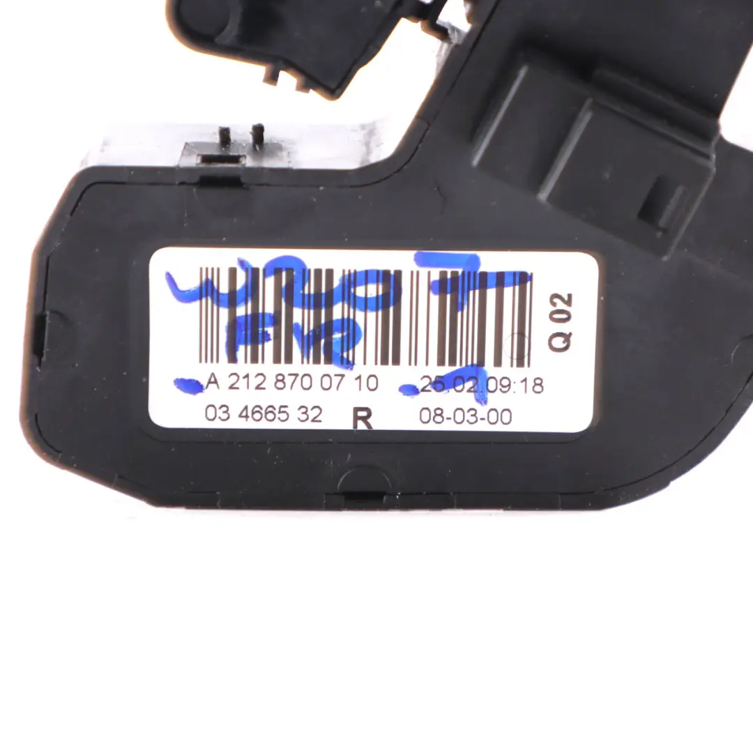  Interruptor Asiento Mercedes C207 W212 Memoria Delantero Derecho - SKU A2128700710-1 - Número de pieza A2128700710