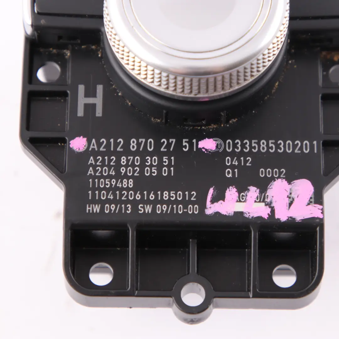 Comand Navi CD Switch Push-Button Panneau de commande pour Mercedes W212 à propos du numéro de pièce A2128702751 Mercedes W212 Comand Navi CD Switch Push-Button Panneau de commande - SKU A2128702751 - Numéro de pièce A2128702751