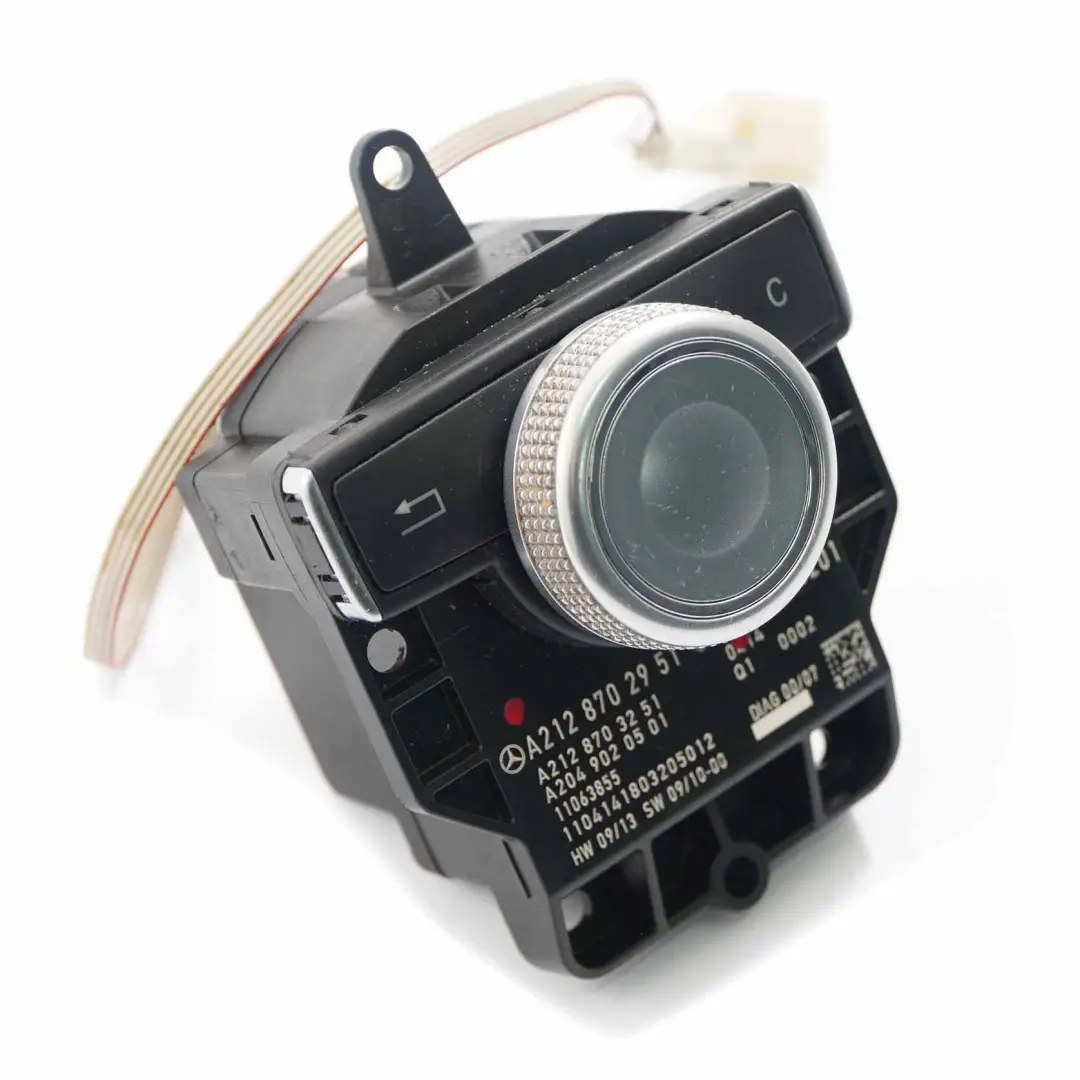 Sterowanie Pokrętło Komputera Radio do Mercedes W212 o numerze A2128702951 Mercedes W212 Sterowanie Pokrętło Komputera Radio - SKU A2128702951-1 - Numer Części A2128702951