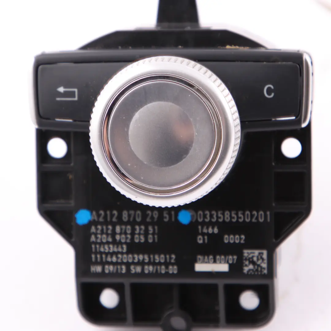 Panel de control Mercedes W212 Comand Navi CD Interruptor Pulsador para con número de pieza A2128702951 Panel de control Mercedes W212 Comand Navi CD Interruptor Pulsador - SKU A2128702951 - Número de pieza A2128702951