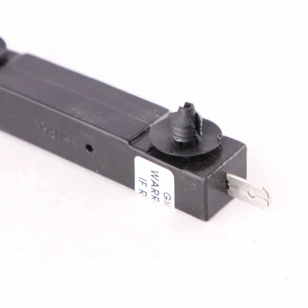 Amplificatore d'antenna Mercedes S212 Filtro di soppressione trappola d'onda per con numero di parte A2128703789 Amplificatore d'antenna Mercedes S212 Filtro di soppressione trappola d'onda - SKU A2128703789 - Numero di parte A2128703789