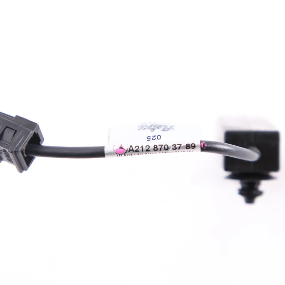 Antenne Amplificateur Mercedes S212 Filtre suppression Piège à ondes pour à propos du numéro de pièce A2128703789 Antenne Amplificateur Mercedes S212 Filtre suppression Piège à ondes - SKU A2128703789 - Numéro de pièce A2128703789