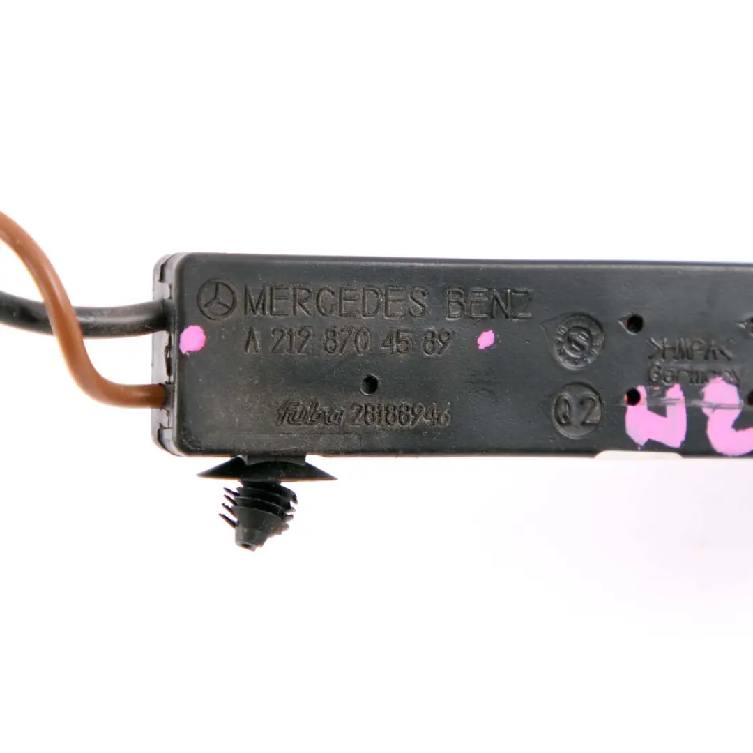  Circuit Antenne Mercedes W212 Trap Aerial Amplifier Noise Filter - SKU A2128704589 - Numéro de pièce A2128704589