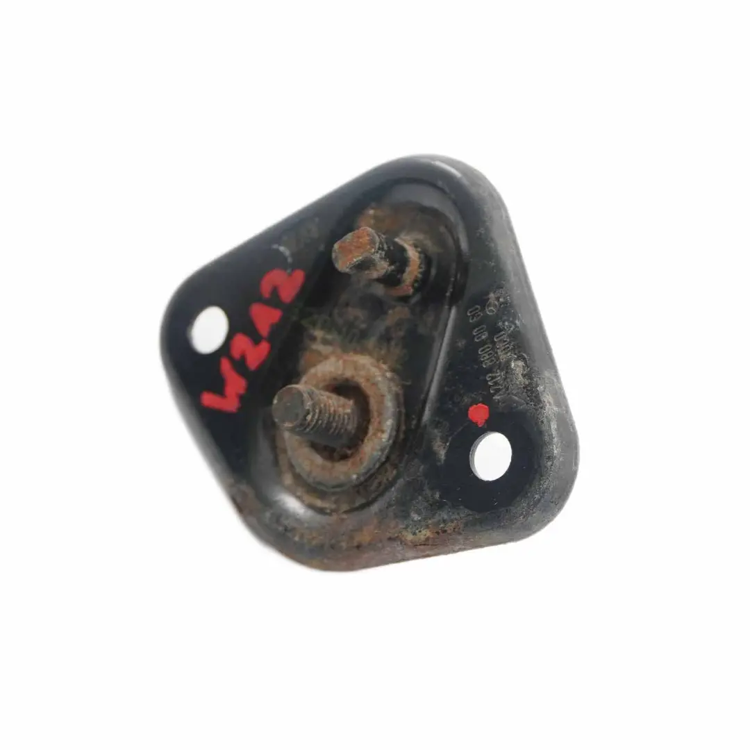 Capó de Mercedes W204 W212 Motor liberación bloqueo superior gancho para con número de pieza A2128800060 Capó de Mercedes W204 W212 Motor liberación bloqueo superior gancho - SKU A2128800060 - Número de pieza A2128800060