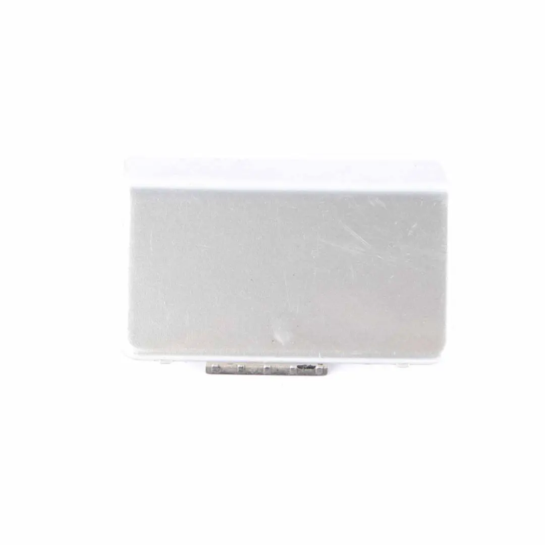 Copertura Gancio Paraurti Posteriore Argento - 775 per Mercedes W212 con numero di parte A2128850426 Mercedes W212 Copertura Gancio Paraurti Posteriore Argento - 775 - SKU A2128850426-IRS - Numero di parte A2128850426