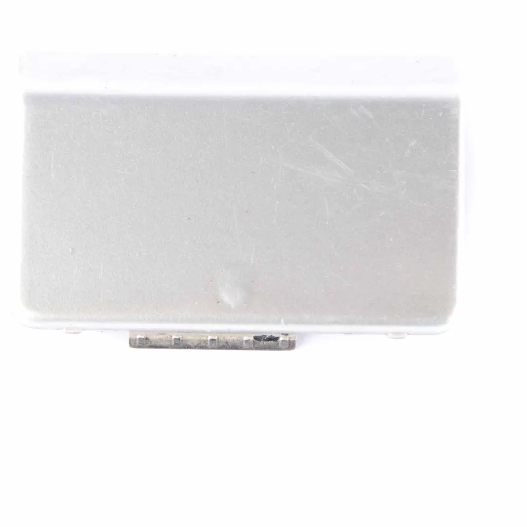 Cubierta Anilla Remolque Para Parachoques Plata - 775 para Mercedes W212 con número de pieza A2128850426 Mercedes W212 Cubierta Anilla Remolque Para Parachoques Plata - 775 - SKU A2128850426-IRS - Número de pieza A2128850426