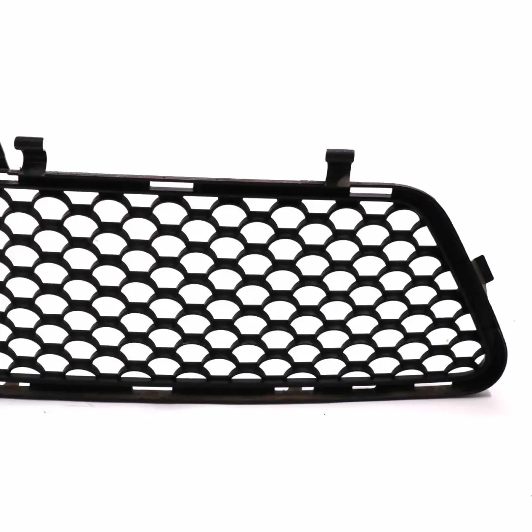 Pare-chocs Avant Grille Centrale Inferieure pour Mercedes W212 à propos du numéro de pièce A2128850523 Mercedes W212 Pare-chocs Avant Grille Centrale Inferieure - SKU A2128850523-1 - Numéro de pièce A2128850523