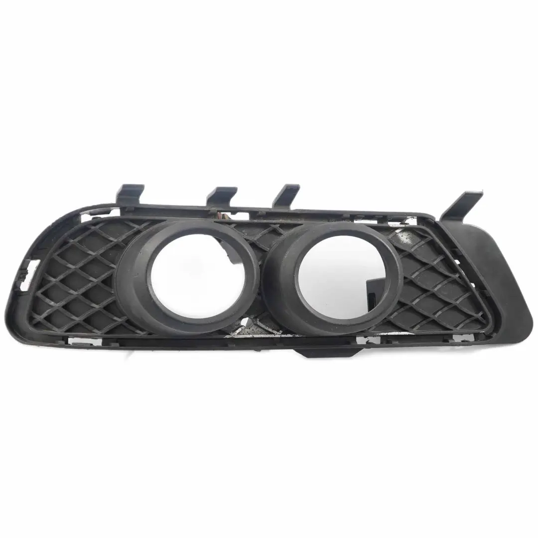 Front Bumper Fog Light Lamp Cover Right O/S Grille to Mercedes W212 with Part number A2128850723 Mercedes W212 Front Bumper Fog Light Lamp Cover Right O/S Grille - SKU A2128850723 - Part number A2128850723