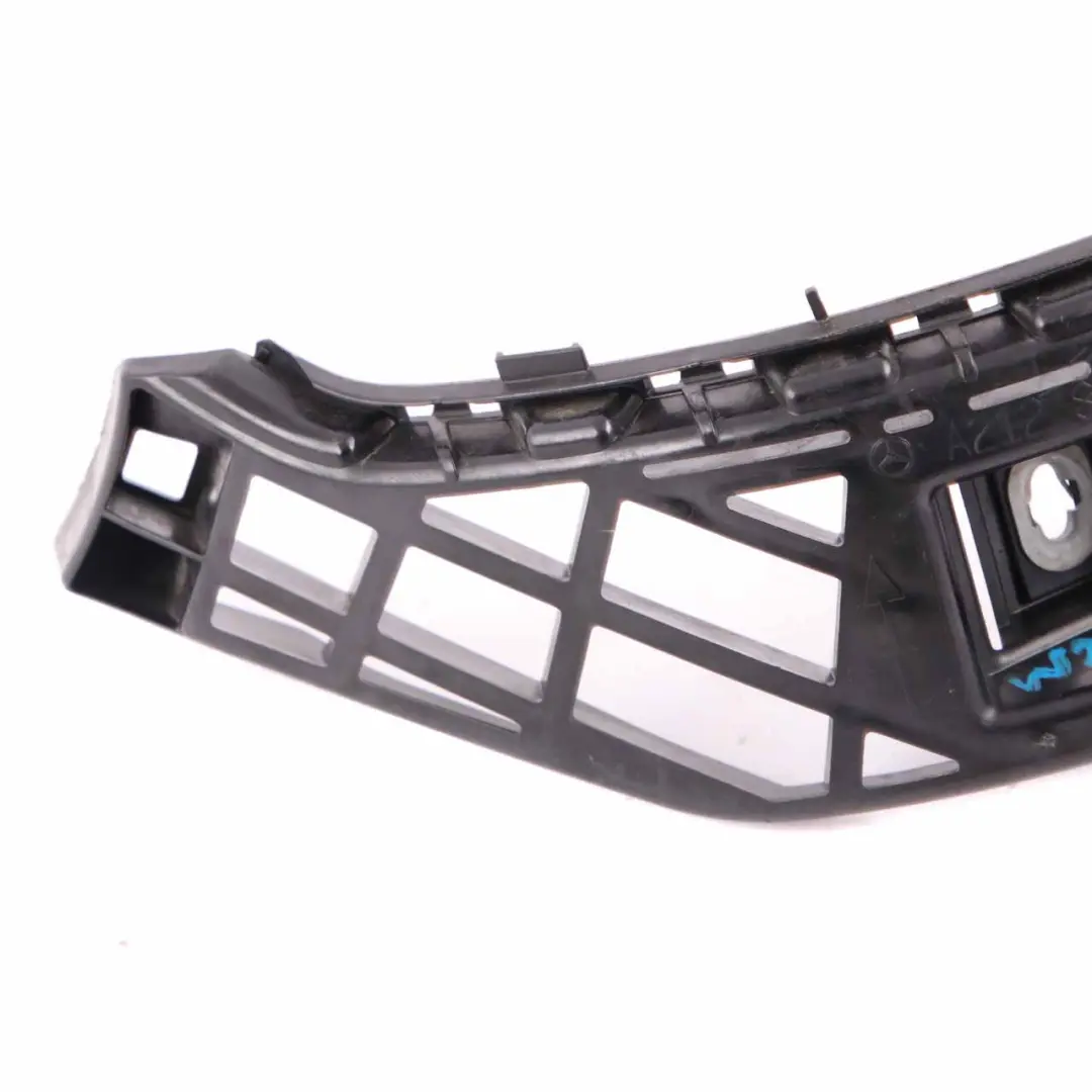 Mercedes W212 Soporte Parachoques Trasero Izquierdo Soporte Cojinete - SKU A2128850765 - Número de pieza A2128850765