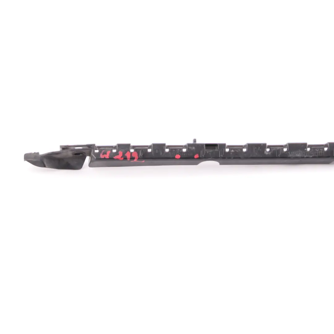 Mercedes W212 Hintere Stoßstange Halterung Rechts Schiene montieren - SKU A2128850863 - Teilenummer A2128850863
