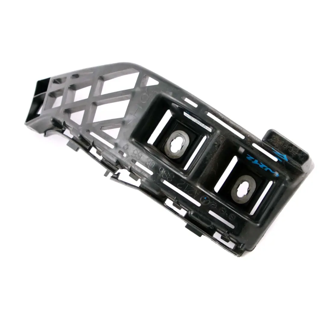 Mercedes W212 Support pare chocs arrière montage droit Roulement - SKU A2128850865 - Numéro de pièce A2128850865