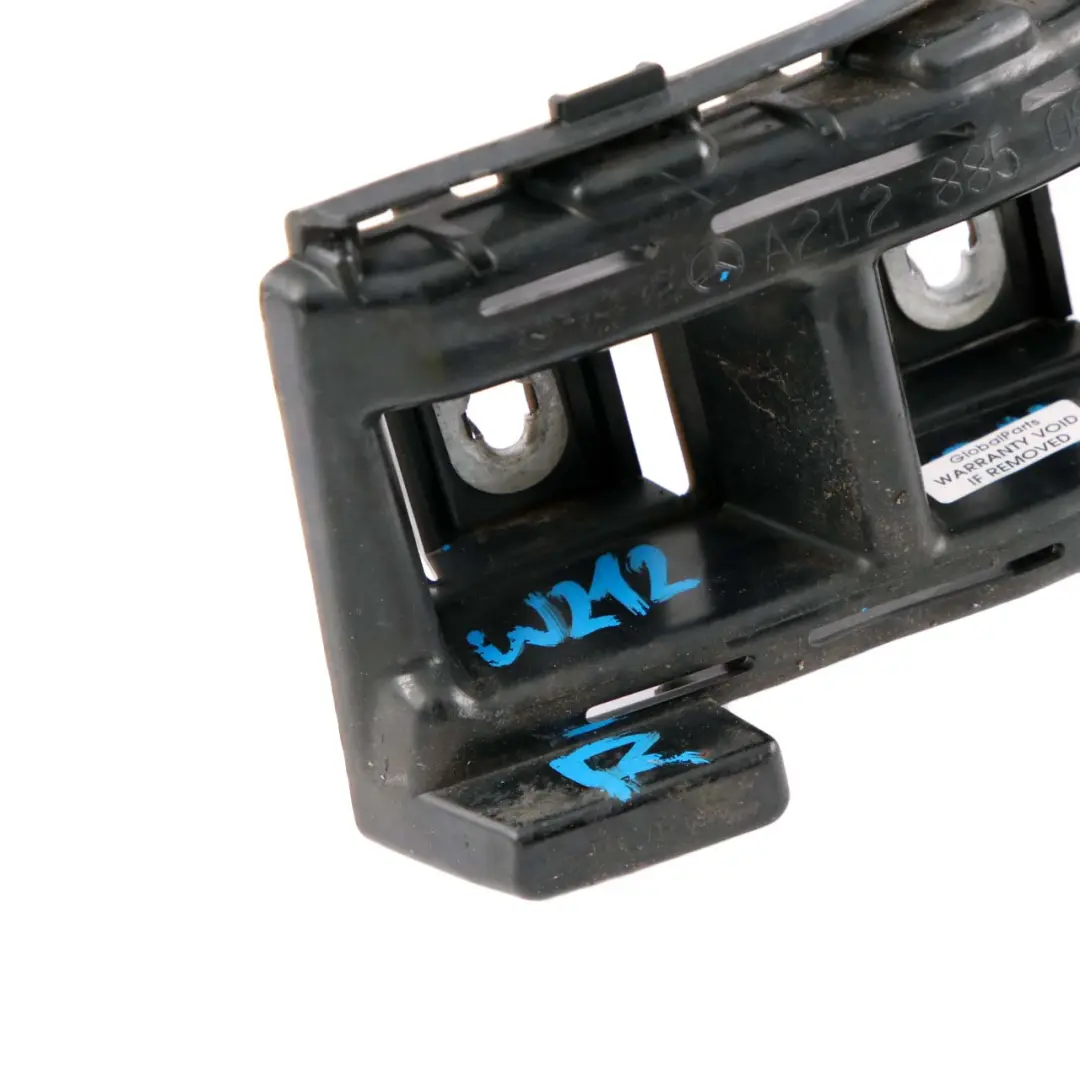 Mercedes W212 staffa paraurti posteriore destra supporto cuscinetto - SKU A2128850865 - Numero di parte A2128850865