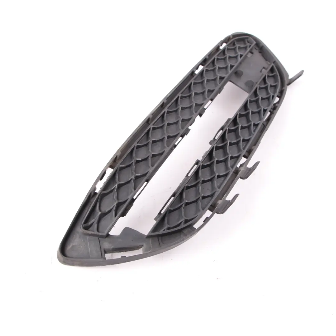 Cache Feu Jour Gauche Pour Pare Chocs Avant Calandre pour Mercedes W212 à propos du numéro de pièce A2128851723 Mercedes W212 Cache Feu Jour Gauche Pour Pare Chocs Avant Calandre - SKU A2128851723 - Numéro de pièce A2128851723