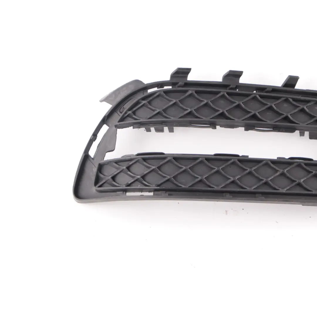 Delantero Diurna Lámpara Cubierta DerechamRejilla para Mercedes W212 con número de pieza A2128851823 Mercedes W212 Delantero Diurna Lámpara Cubierta DerechamRejilla - SKU A2128851823 - Número de pieza A2128851823