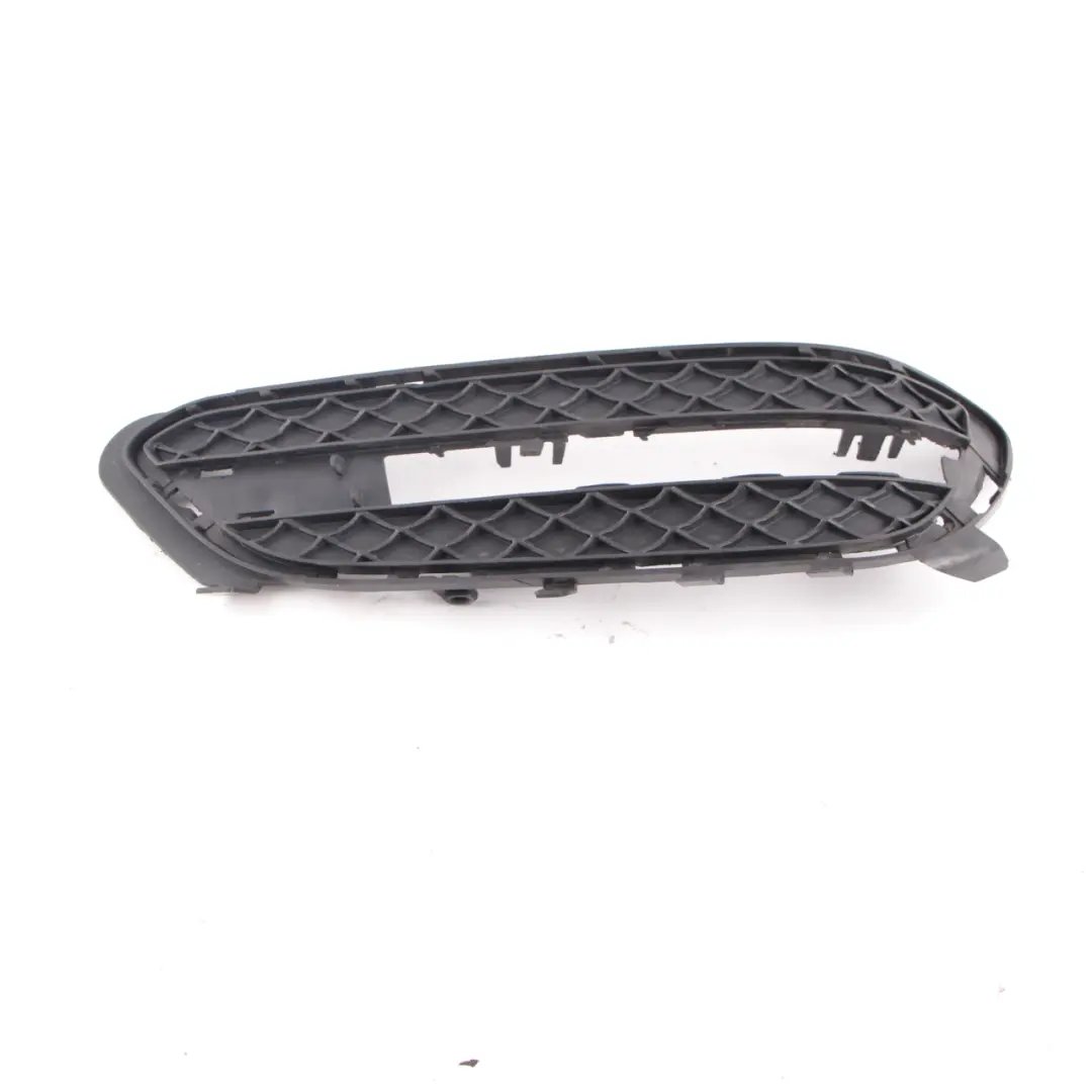 Mercedes W212 Cache Feu Jour Pare Chocs Avant Droit Calandre - SKU A2128851823 - Numéro de pièce A2128851823