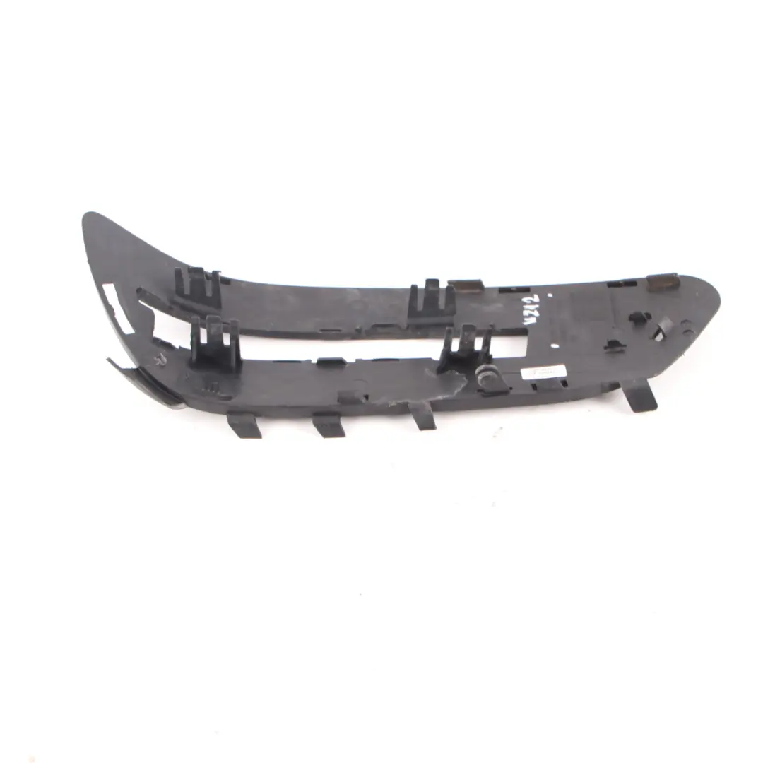 Mercedes W212 Cache Feu Jour Pare Chocs Avant Droit Calandre - SKU A2128851823 - Numéro de pièce A2128851823