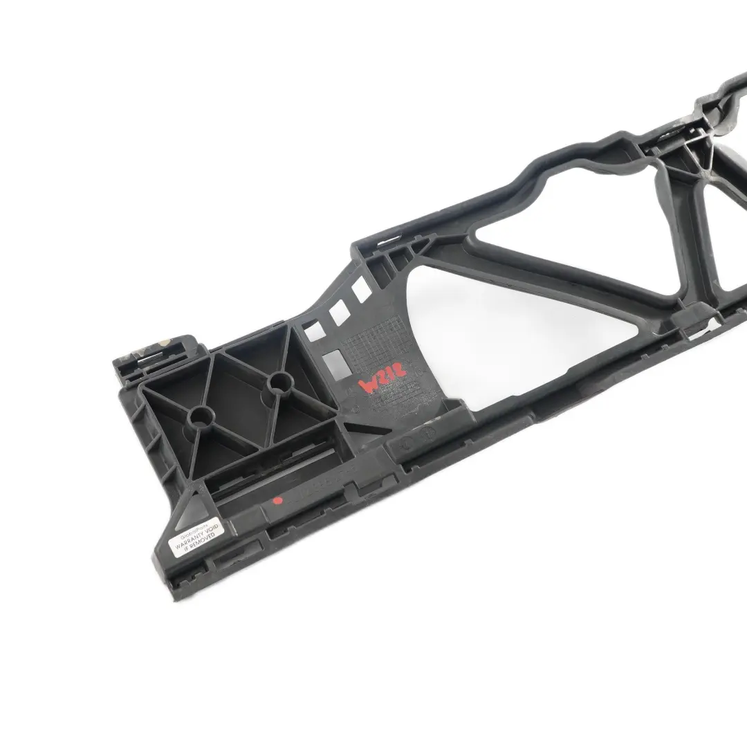 Mercedes W212 Frontstoßstange Mitte Halterung Halterung Träger - SKU A2128852765 - Teilenummer A2128852765