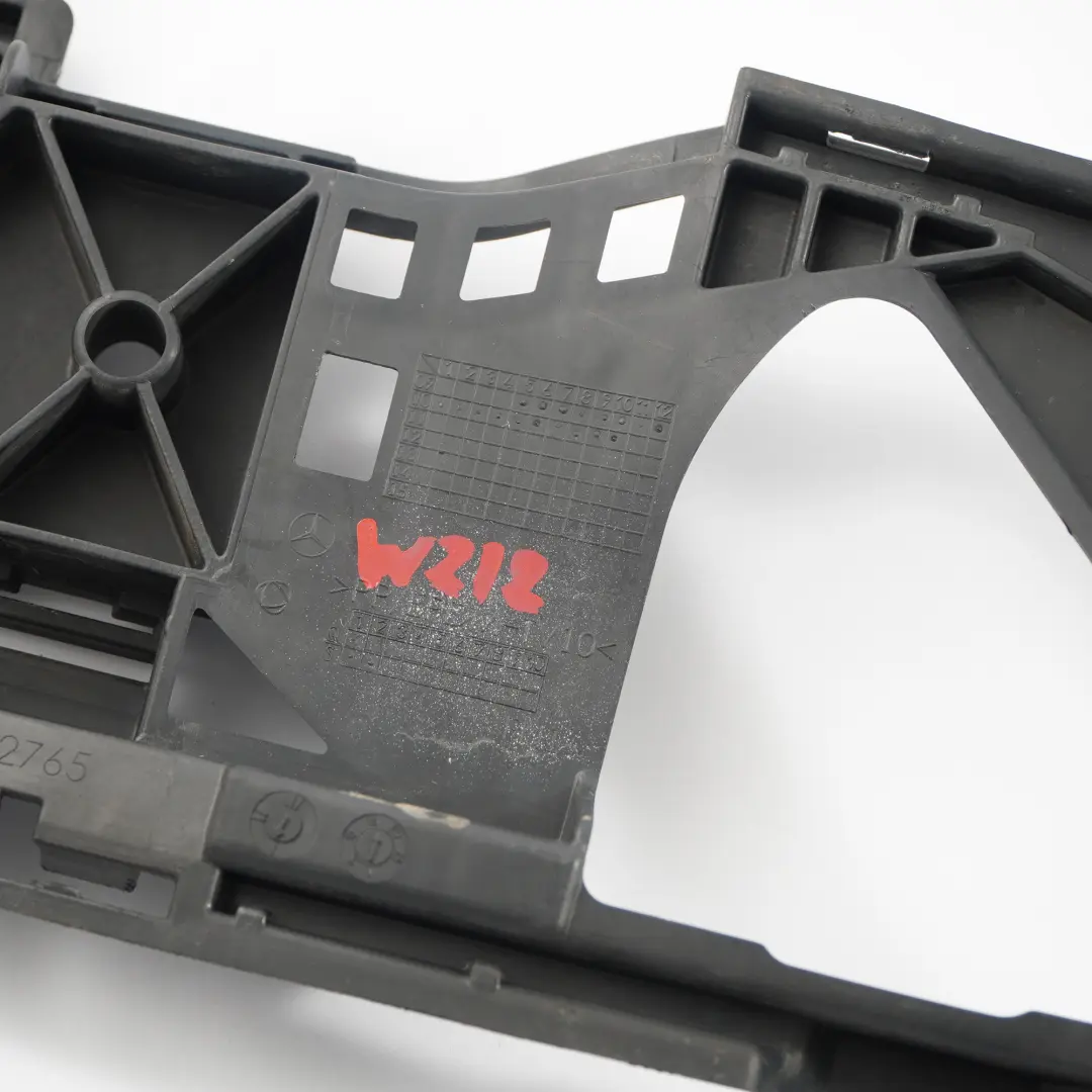 Front Bumper Centre Holder Bracket Mount Carrier to Mercedes W212 with Part number A2128852765 Mercedes W212 Front Bumper Centre Holder Bracket Mount Carrier - SKU A2128852765 - Part number A2128852765