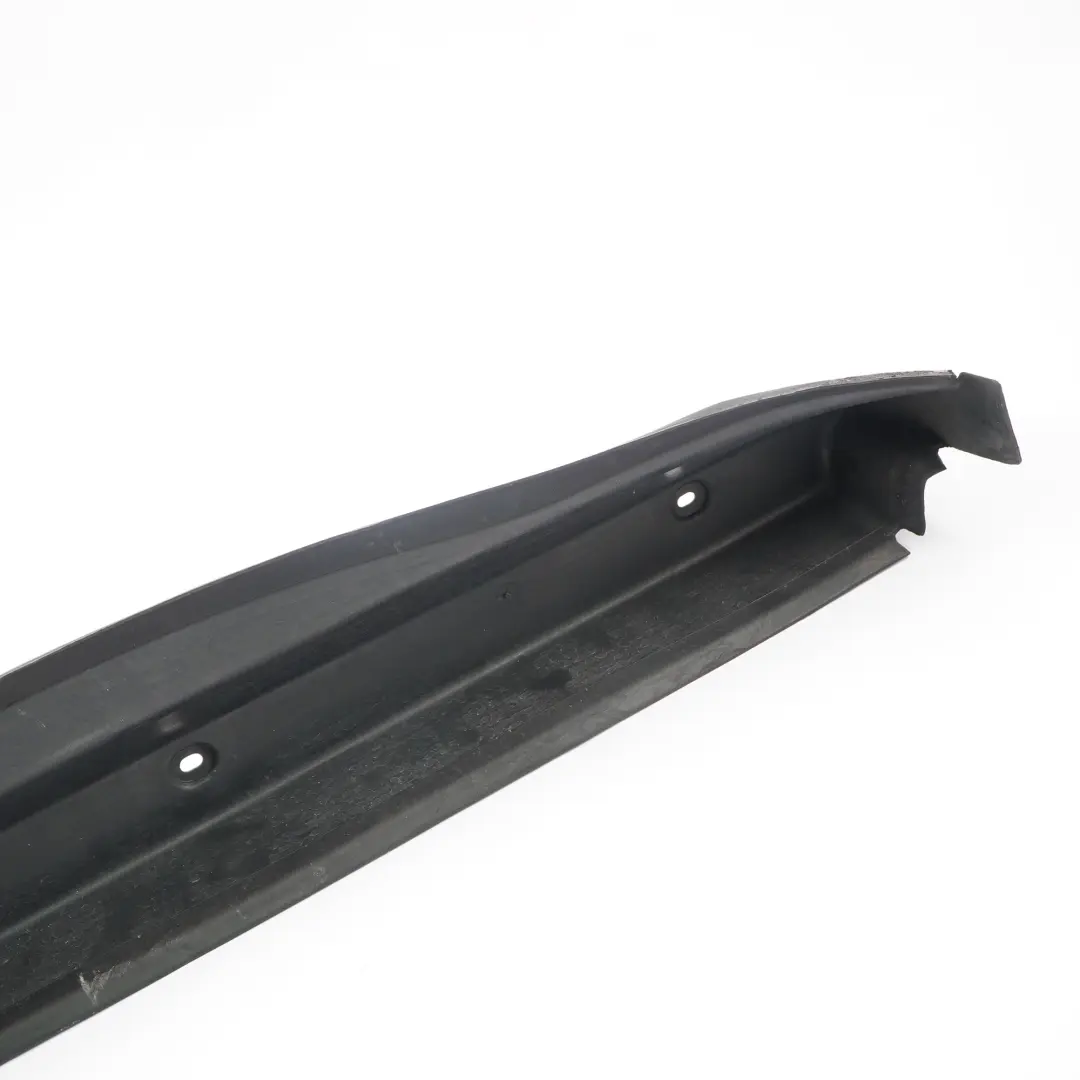  Wing Fender Panel Mercedes W212 Front Right O/S Holder Dust Cover - SKU A2128890225 - Part number A2128890225