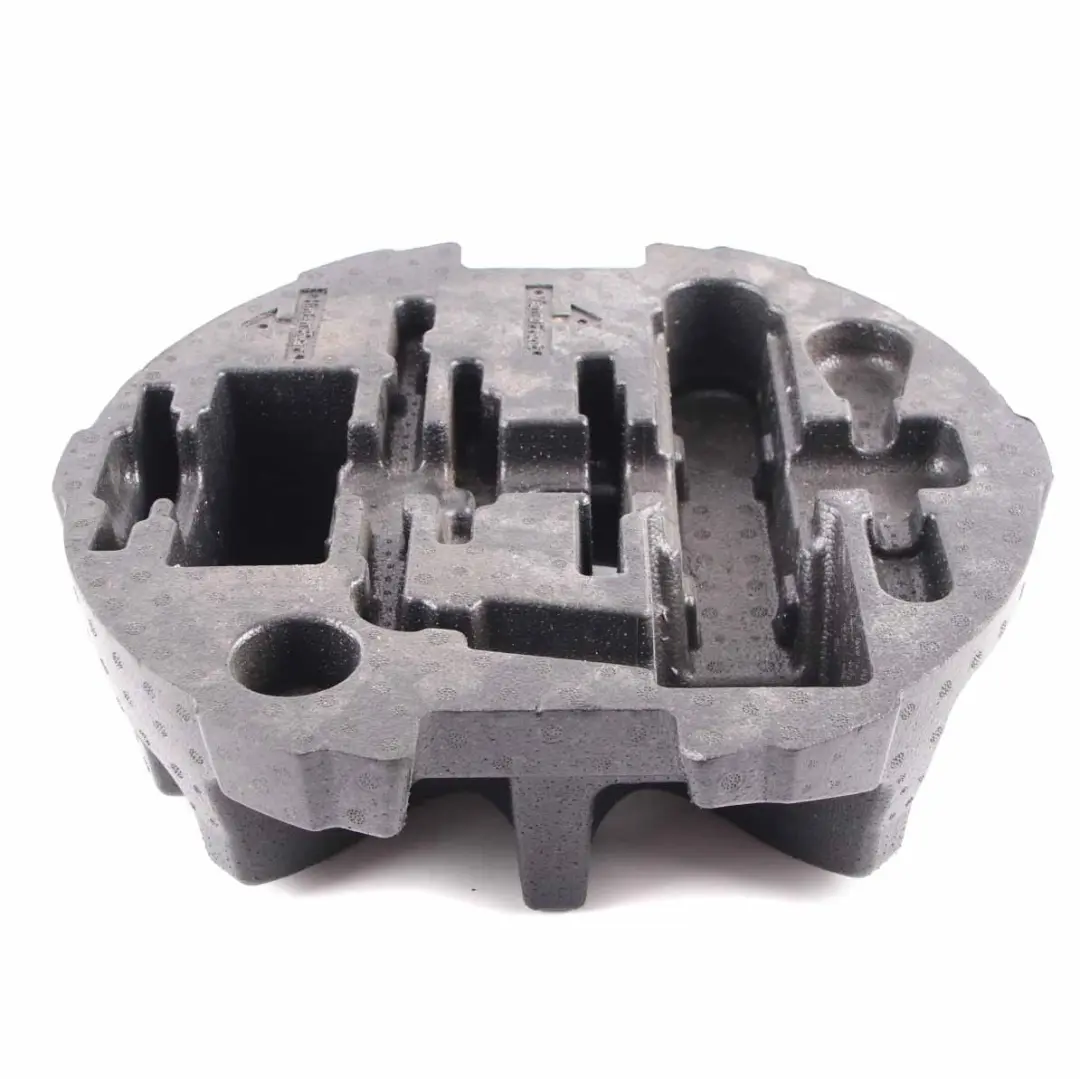 attrezzi pannello bagagliaio Vuoto Vassoio Schiuma AMG per Mercedes W212 con numero di parte A2128980181 Mercedes W212 attrezzi pannello bagagliaio Vuoto Vassoio Schiuma AMG - SKU A2128980181 - Numero di parte A2128980181