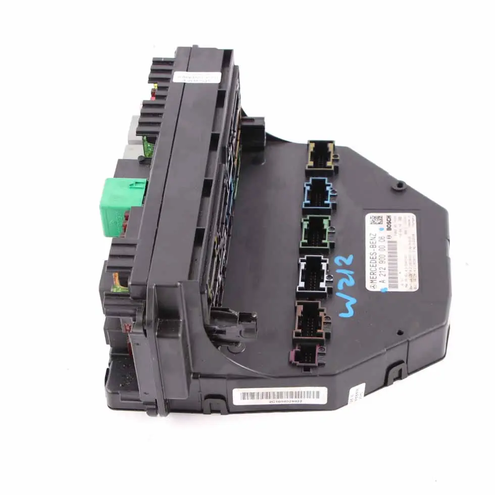 Scatola Fusibili Relè Anteriore Modulo Elettrico SAM per Mercedes W212 con numero di parte A2129000006 Mercedes W212 Scatola Fusibili Relè Anteriore Modulo Elettrico SAM - SKU A2129000006 - Numero di parte A2129000006