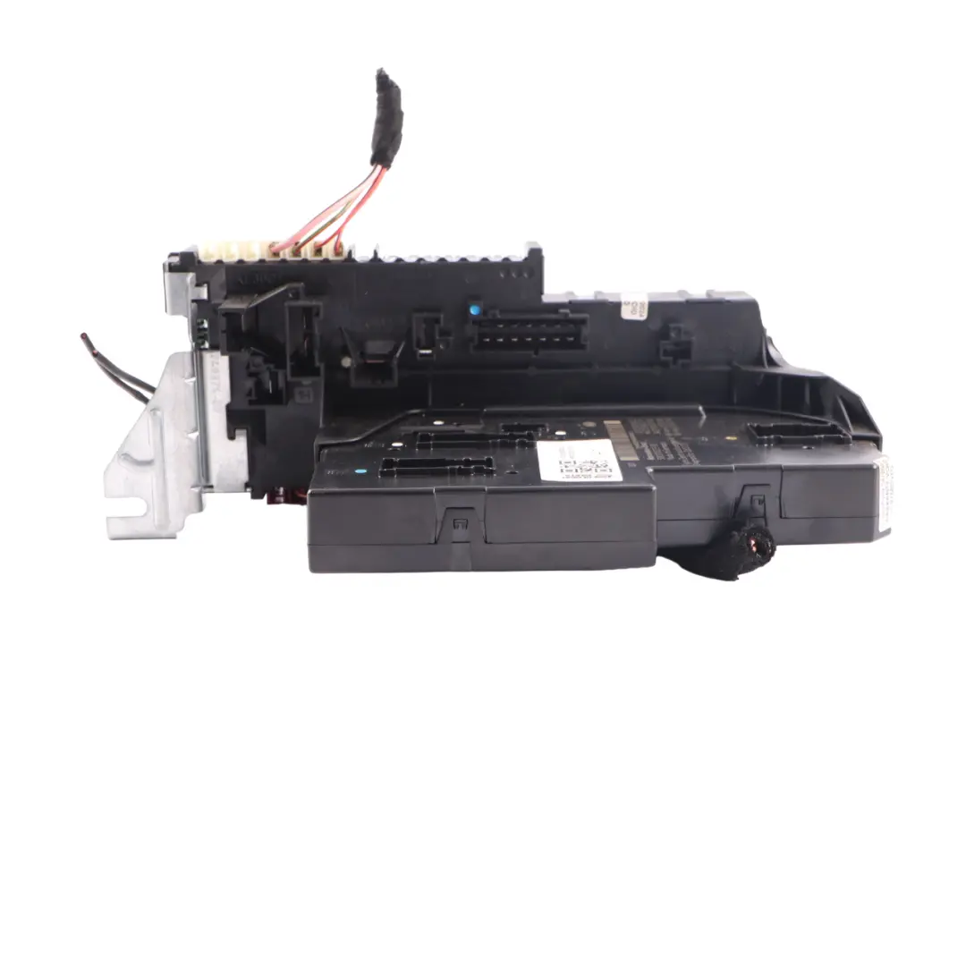 Fuse Box Relay Rear SAM Control Unit Module to Mercedes A207 with Part number A2129000023 Mercedes A207 Fuse Box Relay Rear SAM Control Unit Module - SKU A2129000023 - Part number A2129000023