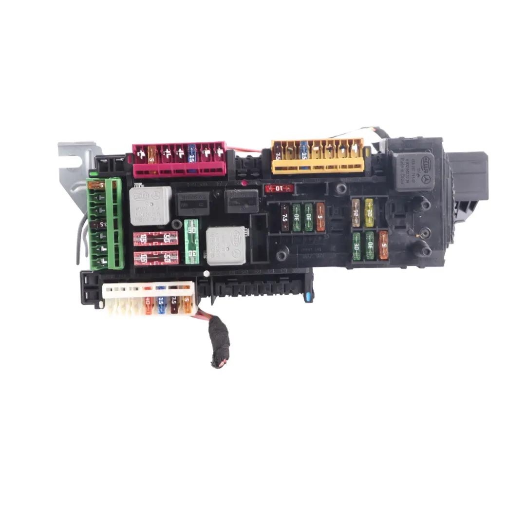 Fuse Box Relay Rear SAM Control Unit Module to Mercedes A207 with Part number A2129000023 Mercedes A207 Fuse Box Relay Rear SAM Control Unit Module - SKU A2129000023 - Part number A2129000023