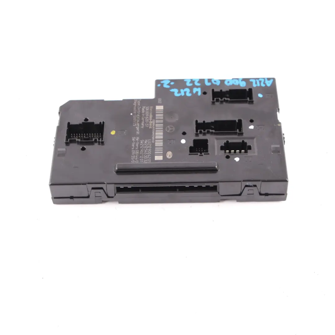 Fuse Box Mercedes W212 Central Fuse Relay Control Unit Module to with Part number A2129000122 Fuse Box Mercedes W212 Central Fuse Relay Control Unit Module - SKU A2129000122 - Part number A2129000122
