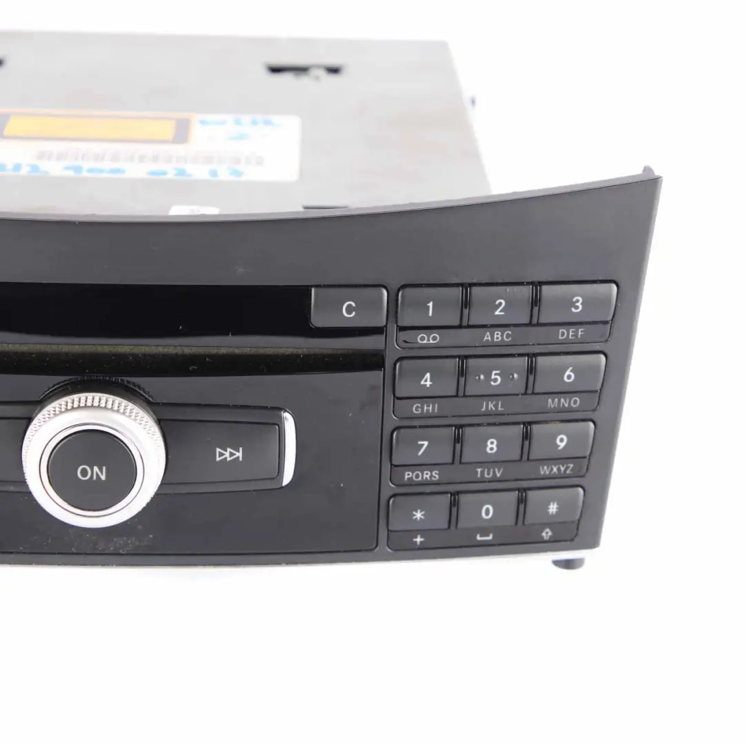 Mercedes W212 Unidad De Control Del Reproductor De CD Y Radio - SKU A2129000217 - Número de pieza A2129000217