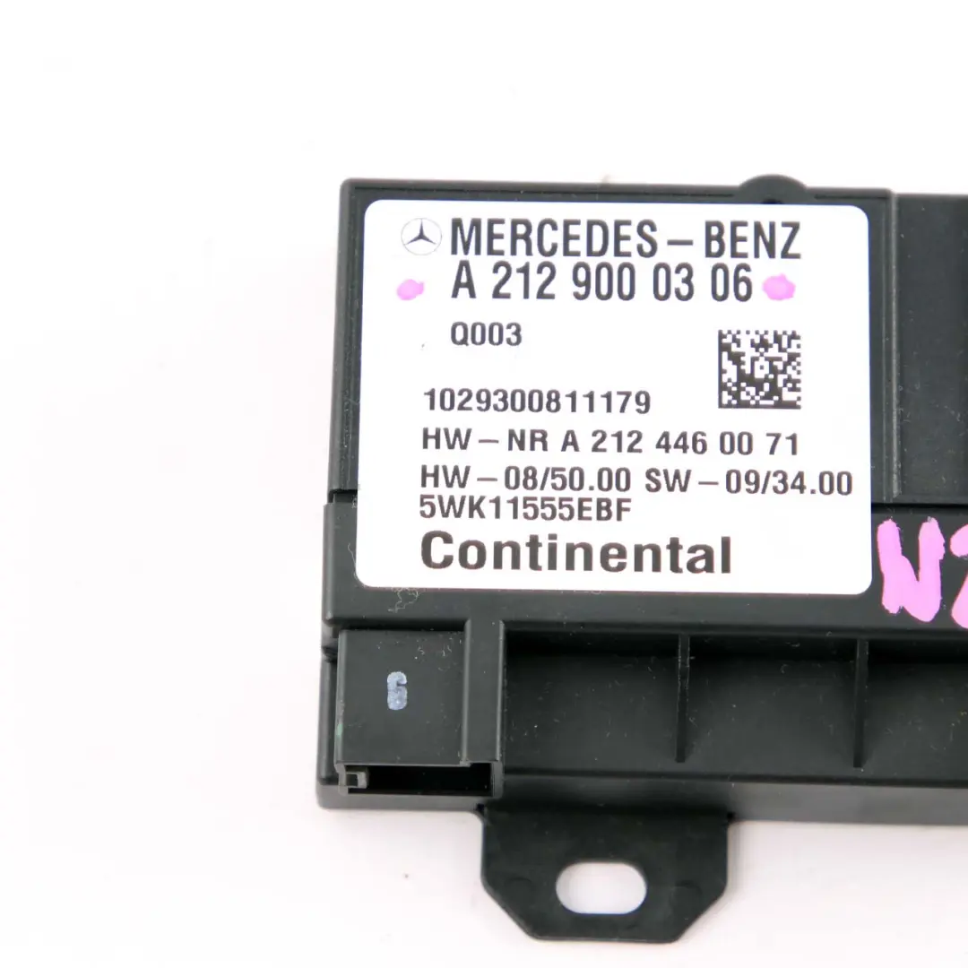 Mercedes W212 Modulo de Bomba de Combustible Unidad de Control - SKU A2129000306 - Número de pieza A2129000306