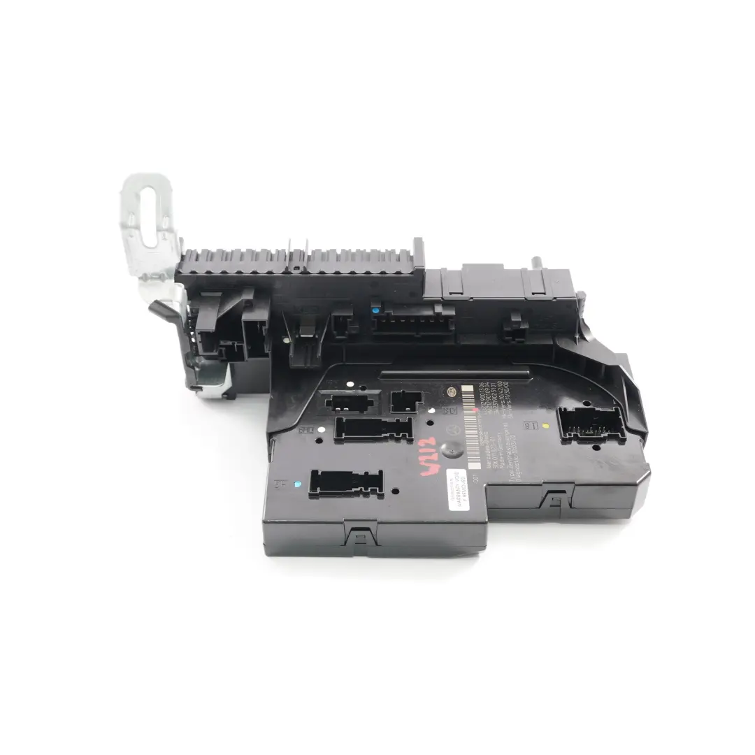 Scatola fusibili Modulo unità controllo relè SAM per Mercedes W212 con numero di parte A2129001306 Mercedes W212 Scatola fusibili Modulo unità controllo relè SAM - SKU A2129001306 - Numero di parte A2129001306