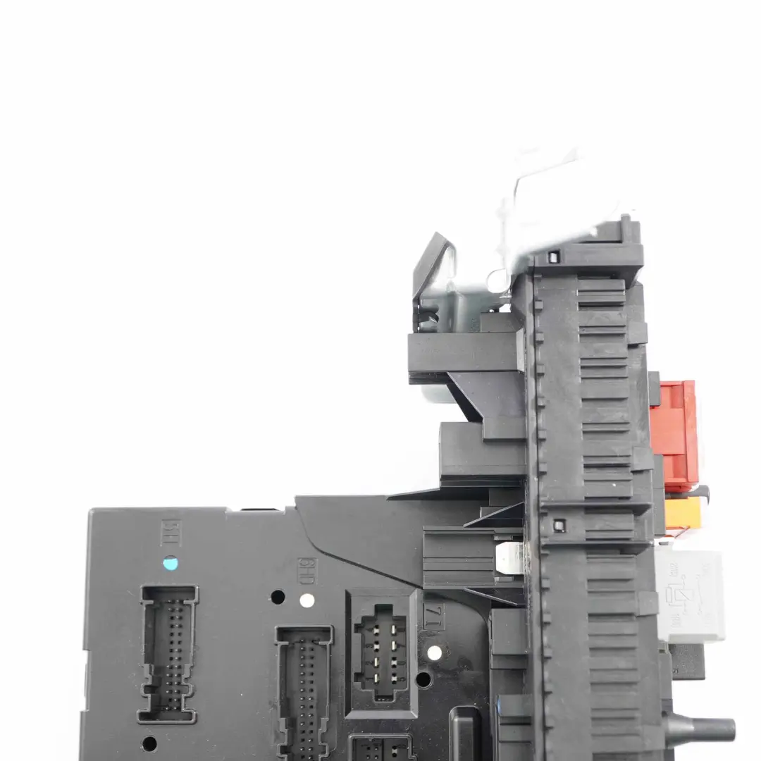 Boîte fusibles Module commande contrôle relais SAM pour Mercedes W212 à propos du numéro de pièce A2129001306 Mercedes W212 Boîte fusibles Module commande contrôle relais SAM - SKU A2129001306 - Numéro de pièce A2129001306