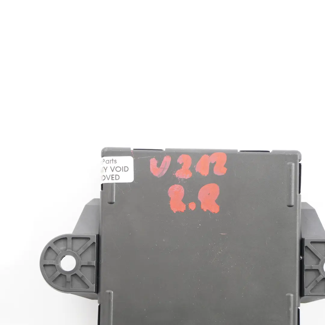 Door Module Mercedes W204 W212 Rear Right O/S Control Unit Module to with Part number A2129001327 Door Module Mercedes W204 W212 Rear Right O/S Control Unit Module - SKU A2129001327 - Part number A2129001327