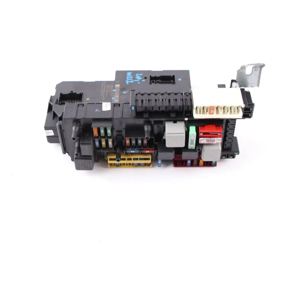 Sicherungskasten hinten Relais Elektrisches Modul SAM für Mercedes S212 mit Teilenummer A2129001606 Mercedes S212 Sicherungskasten hinten Relais Elektrisches Modul SAM - SKU A2129001606 - Teilenummer A2129001606