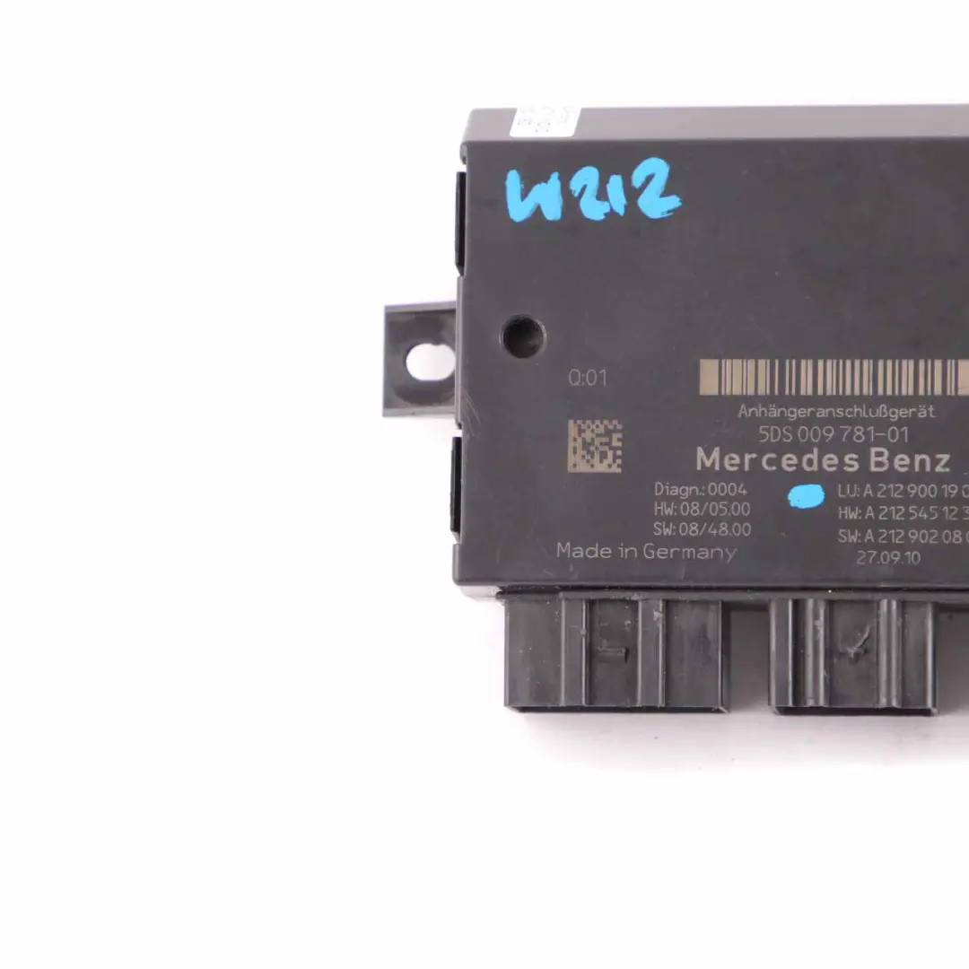 Towing Hitch Trailer Hook Module Control Unit to Mercedes W212 with Part number A2129001901 Mercedes W212 Towing Hitch Trailer Hook Module Control Unit - SKU A2129001901 - Part number A2129001901